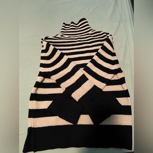Over size sweater